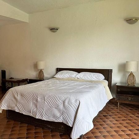 Relajacion En Rancho Cortes Cazahuate Villa เควนาวากา ภายนอก รูปภาพ